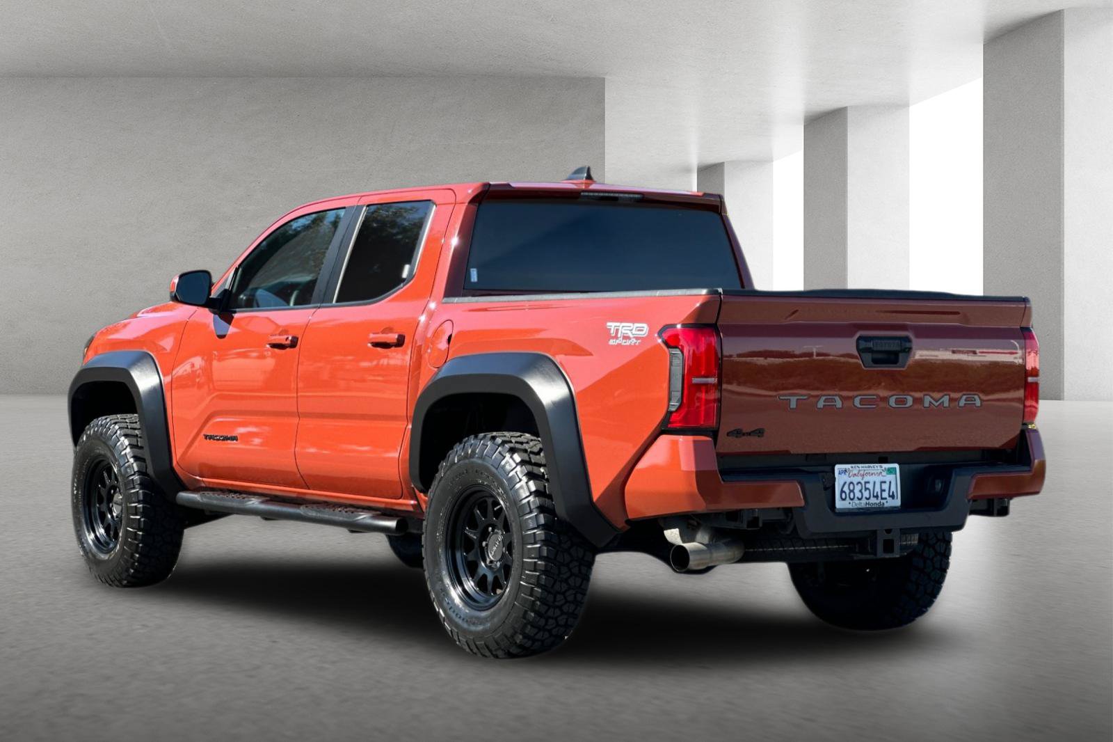 Used 2025 Toyota Tacoma TRD Sport AWD/4WD image 6