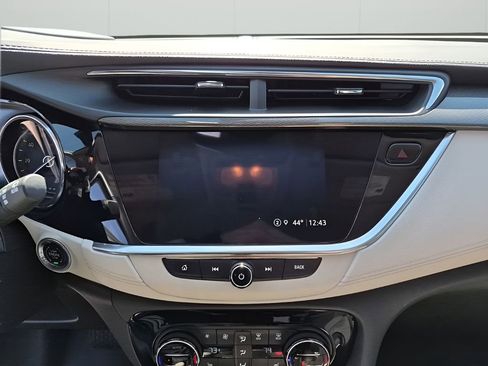 Used 2023 Buick Encore GX Essence w/ Advanced Technology Package image 38