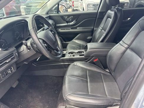 Used 2022 Lincoln Corsair AWD w/ Premium Package image 14