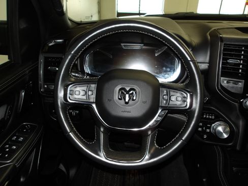 Used 2023 RAM 1500 Limited AWD/4WD image 12