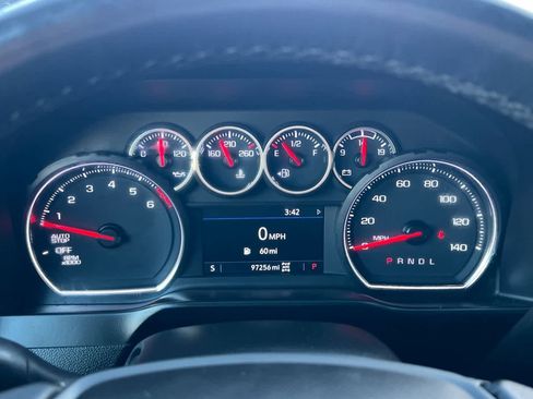 Used 2021 Chevrolet Silverado 1500 LT image 31