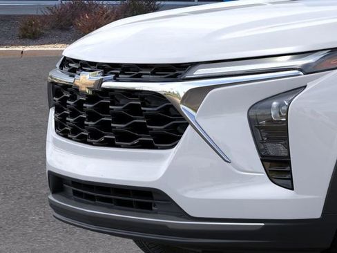 New 2026 Chevrolet Trax LT w/ Driver Confidence Package image 13