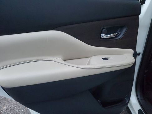 Used 2020 Nissan Murano Platinum image 24