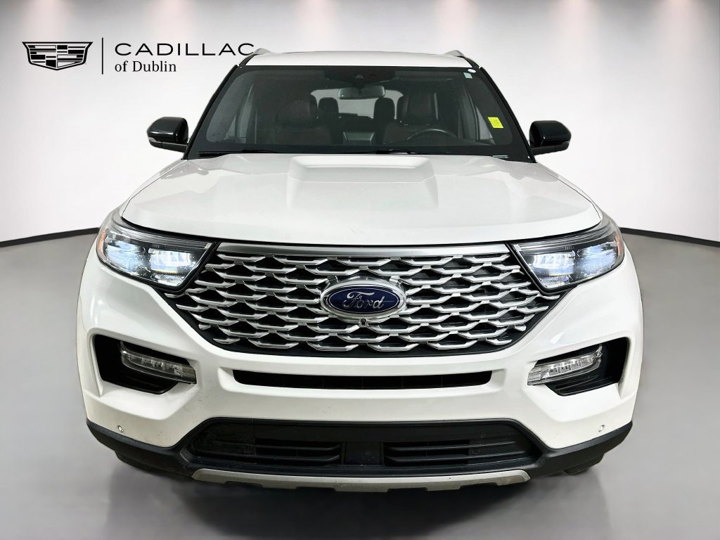Used 2022 Ford Explorer Platinum w/ Equipment Group 601A AWD/4WD image 2