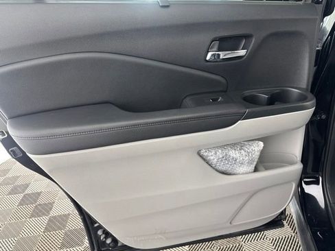 Used 2019 Honda Pilot Touring image 24
