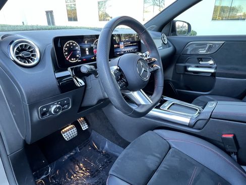 Certified 2025 Mercedes-Benz GLA 250 image 17