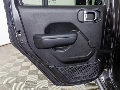 Used 2023 Jeep Wrangler Unlimited w/ Cold Weather Group AWD/4WD image 39