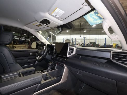 Used 2022 Toyota Tundra SR5 image 27