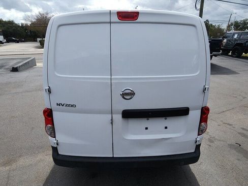 Used 2018 Nissan NV200 S image 13