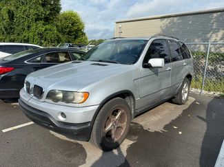 Used 2003 BMW X5 3.0i image 1