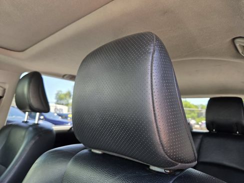 Used 2011 Toyota 4Runner Limited AWD/4WD image 15
