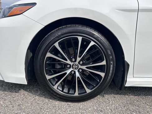 Used 2020 Toyota Camry SE w/ Audio Package AWD/4WD image 10