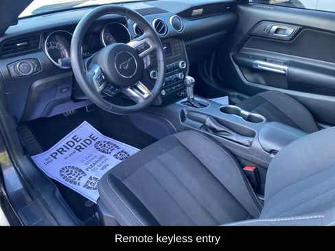 Used 2019 Ford Mustang Coupe RWD image 6