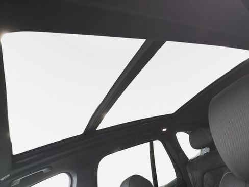 Certified 2024 BMW X5 xDrive40i w/ M Sport Package AWD/4WD image 22