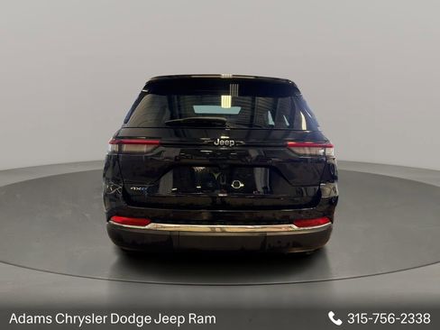 Used 2023 Jeep Grand Cherokee 4WD 4xe image 7