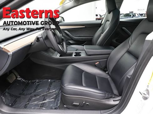 Used 2023 Tesla Model 3 Standard Range image 14