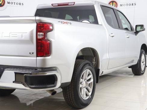 Used 2022 Chevrolet Silverado 1500 LT image 41