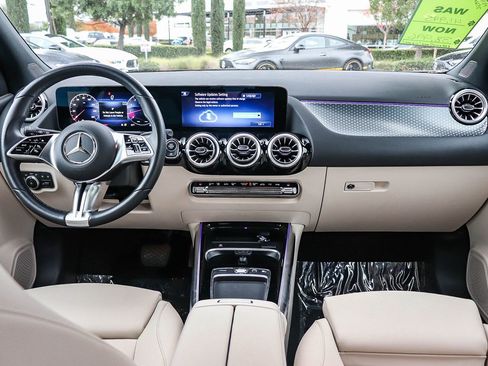 Certified 2025 Mercedes-Benz GLA 250 image 14