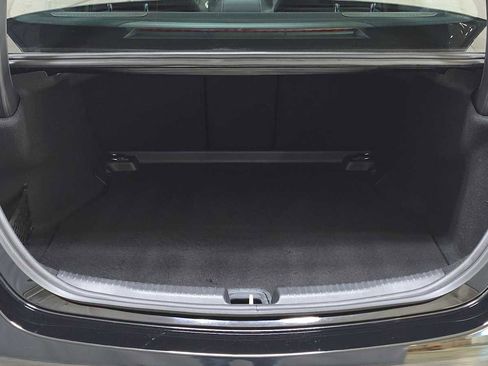 Used 2022 Mercedes-Benz C 300 4MATIC Sedan image 14