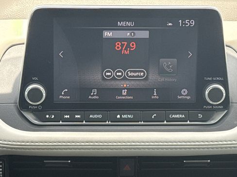 Used 2023 Nissan Rogue SL AWD/4WD image 23
