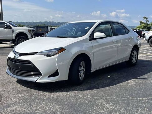 Used 2017 Toyota Corolla L FWD image 8