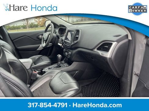 Used 2022 Jeep Cherokee Latitude w/ Sun & Sound Group image 31