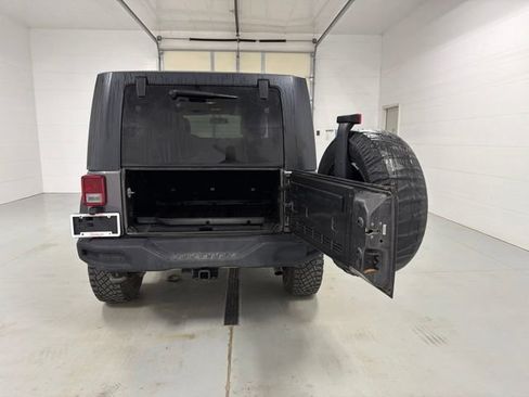 Used 2018 Jeep Wrangler Unlimited Sport w/ Dual Top Group AWD/4WD image 11