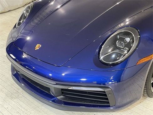 Used 2023 Porsche 911 Carrera S image 4