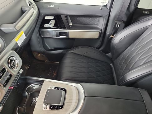 Used 2026 Mercedes-Benz G 550 image 23