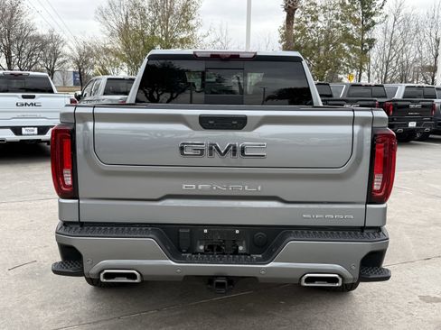 Used 2024 GMC Sierra 1500 Denali Ultimate image 6