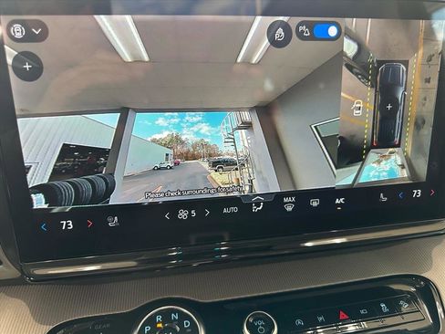 Certified 2025 Ford Expedition Active image 43