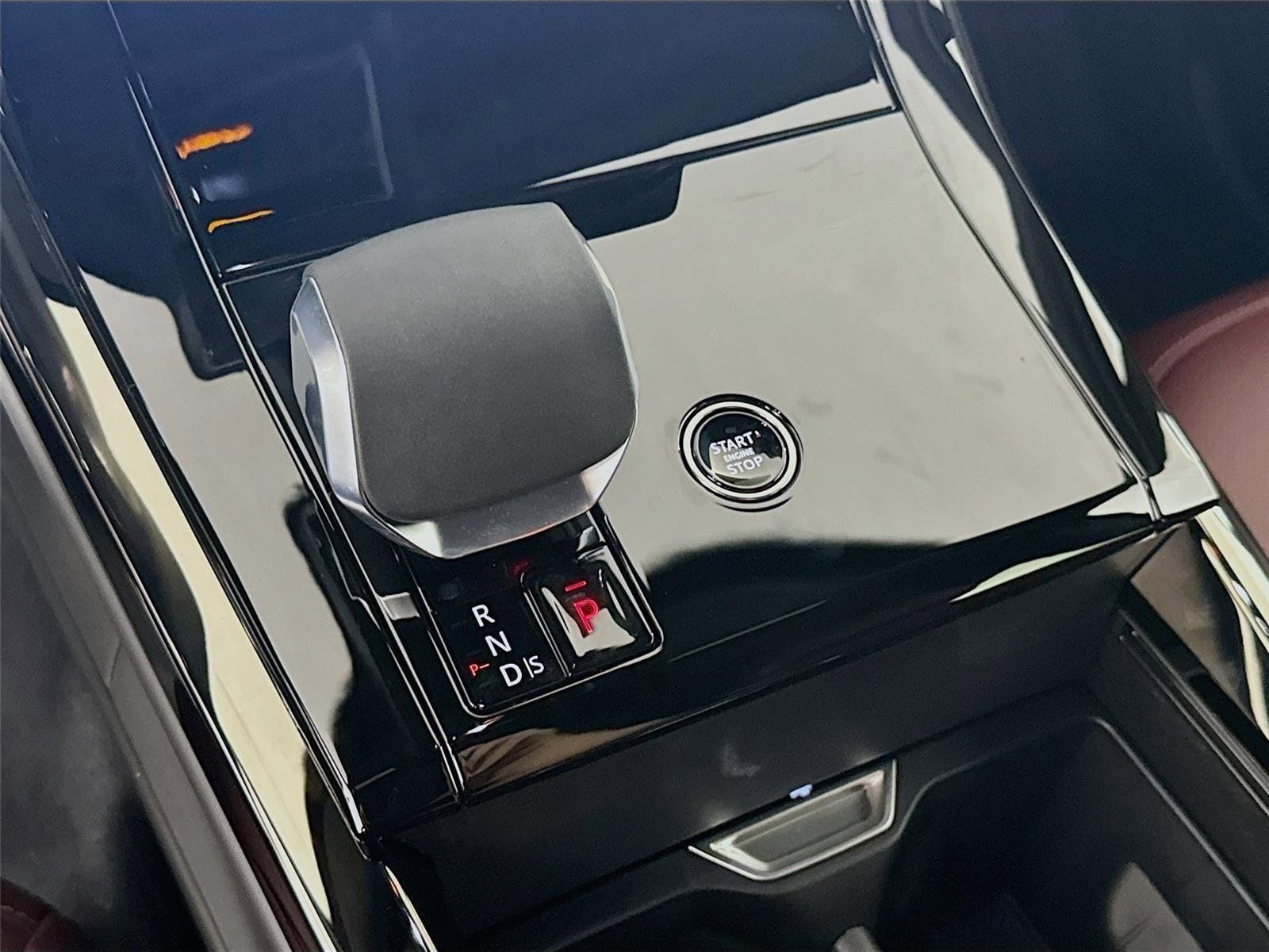 New 2026 Land Rover Range Rover Sport Dynamic SE AWD/4WD image 19