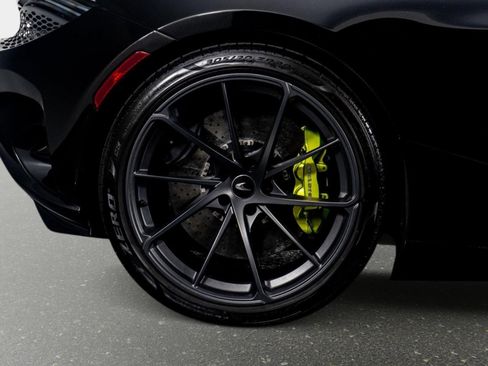 Used 2024 McLaren 750S Spider image 15