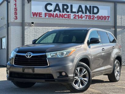 Used 2016 Toyota Highlander Plus w/ Preferred Accessory Package