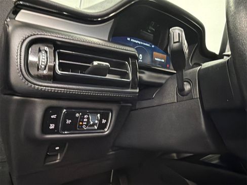 Certified 2023 Lincoln Nautilus AWD image 32