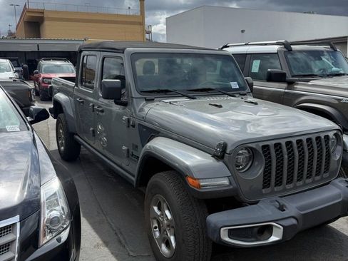 Used 2021 Jeep Gladiator Sport AWD/4WD image 3