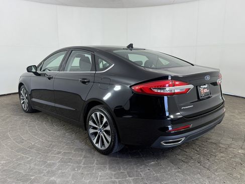 Used 2020 Ford Fusion SE AWD/4WD image 5