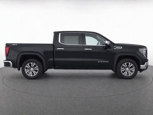 Used 2024 GMC Sierra 1500 SLT AWD/4WD image 2