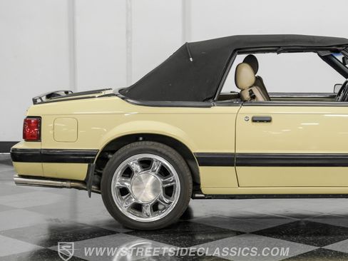 Used 1989 Ford Mustang LX image 27