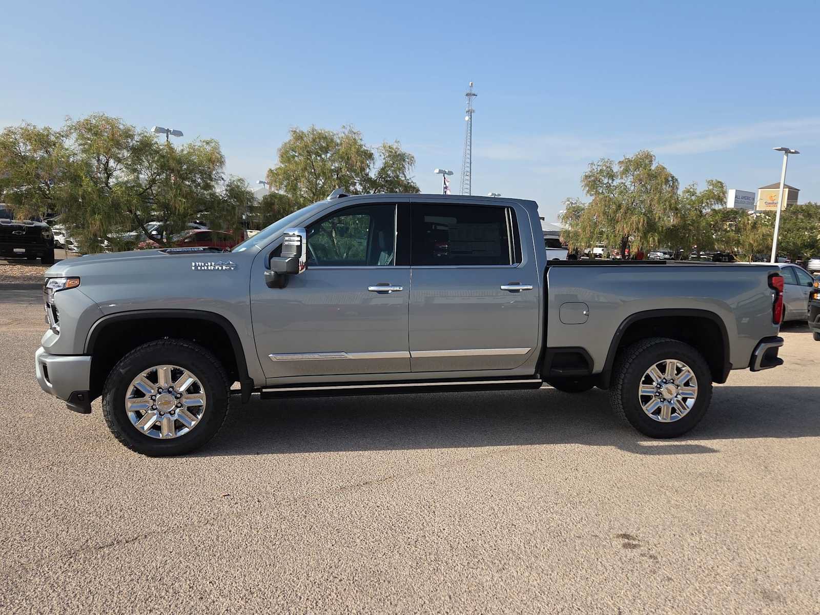 New 2026 Chevrolet Silverado 2500 High Country w/ Technology Package AWD/4WD image 5