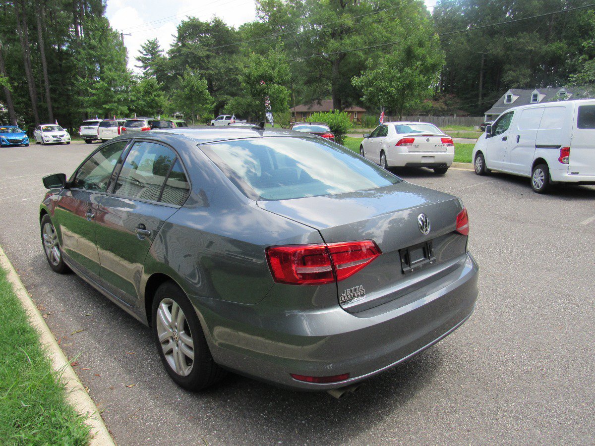 Used 2015 Volkswagen Jetta S FWD image 4