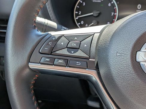 Certified 2024 Nissan Sentra SR FWD image 17