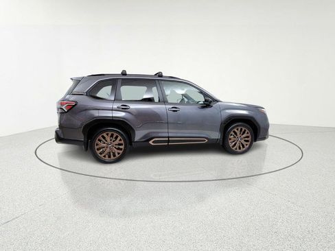 Used 2025 Subaru Forester Sport image 9