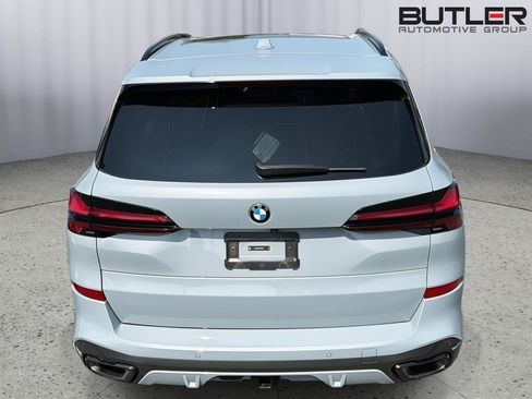 Used 2024 BMW X5 xDrive40i w/ M Sport Package AWD/4WD image 9