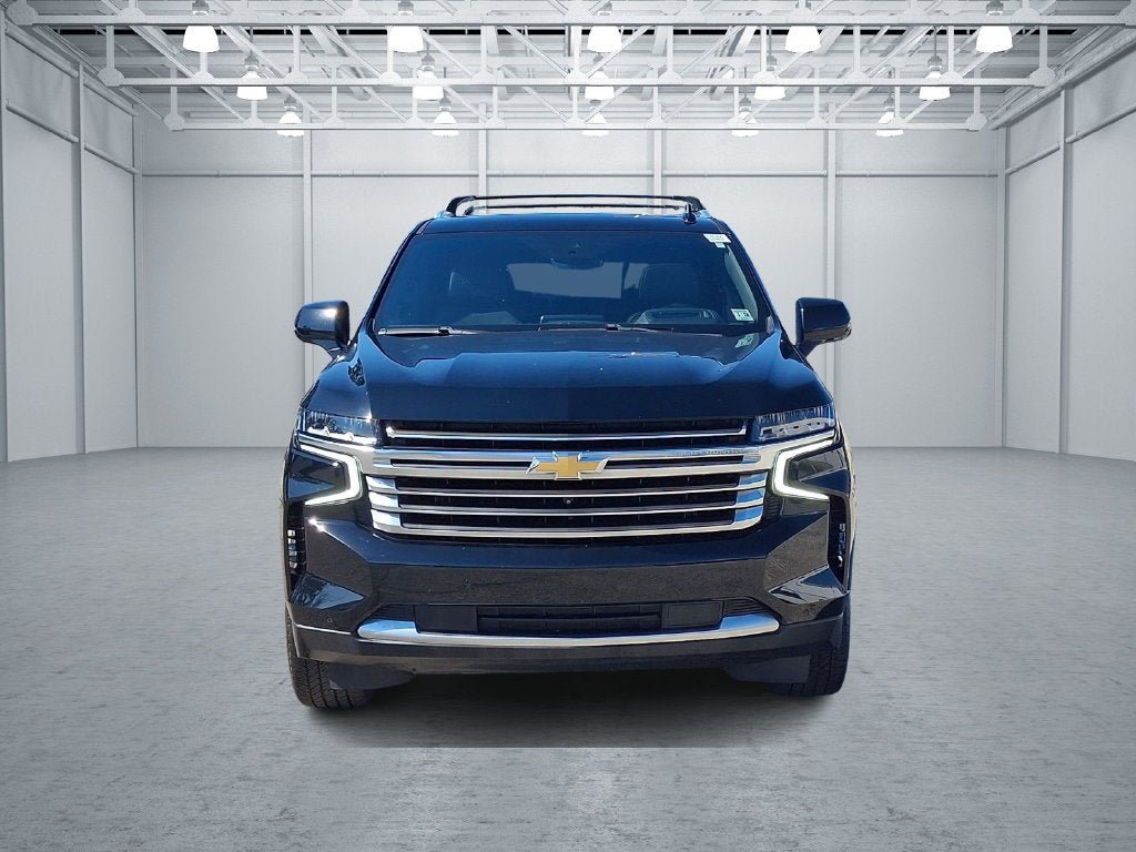 Certified 2023 Chevrolet Suburban High Country AWD/4WD image 3