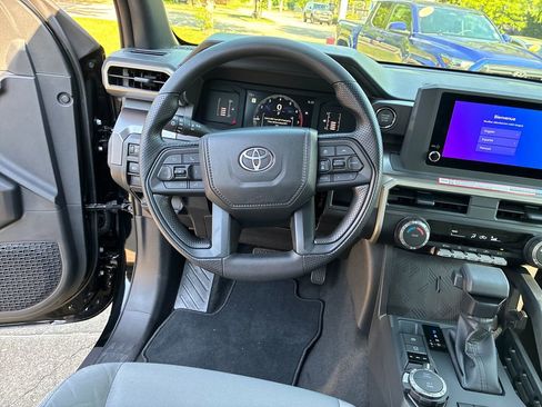 New 2026 Toyota Tacoma SR5 AWD/4WD image 18