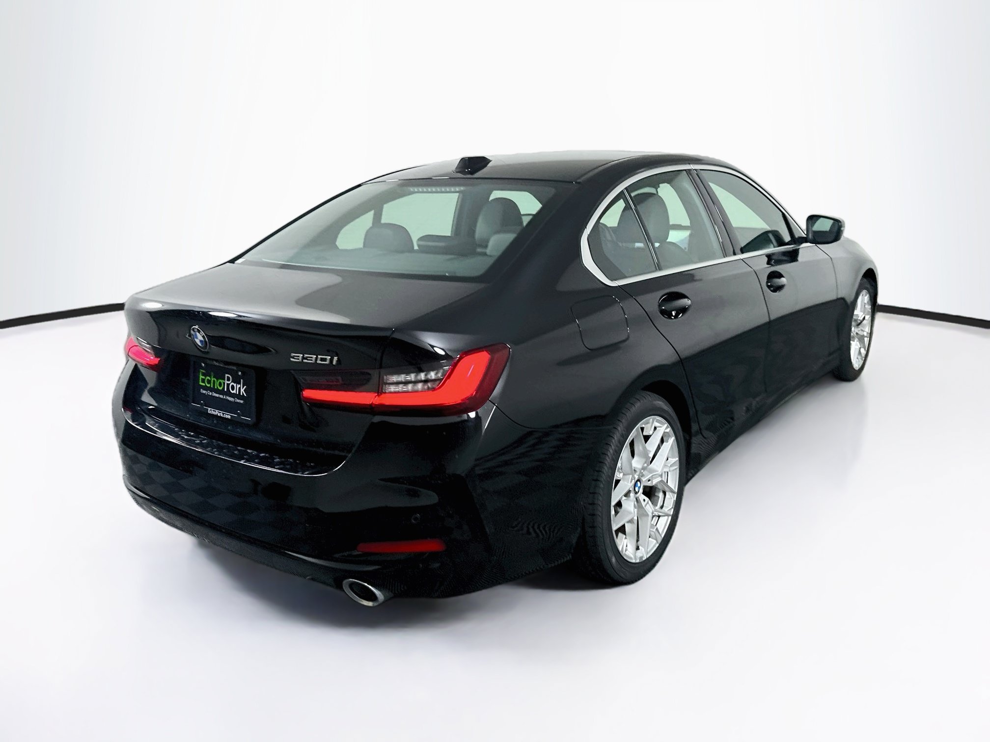 Used 2026 BMW 330i Sedan RWD image 9
