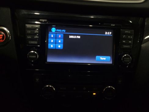 Used 2014 Nissan Rogue SL w/ SL Premium Package image 25