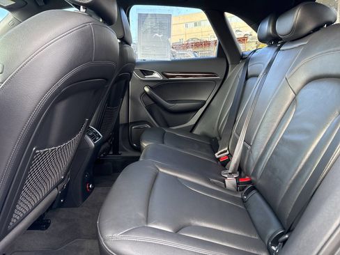 Used 2018 Audi Q3 2.0T Premium Plus w/ Premium Plus Package image 24