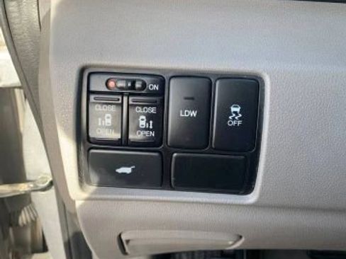 Used 2014 Honda Odyssey EX-L image 29